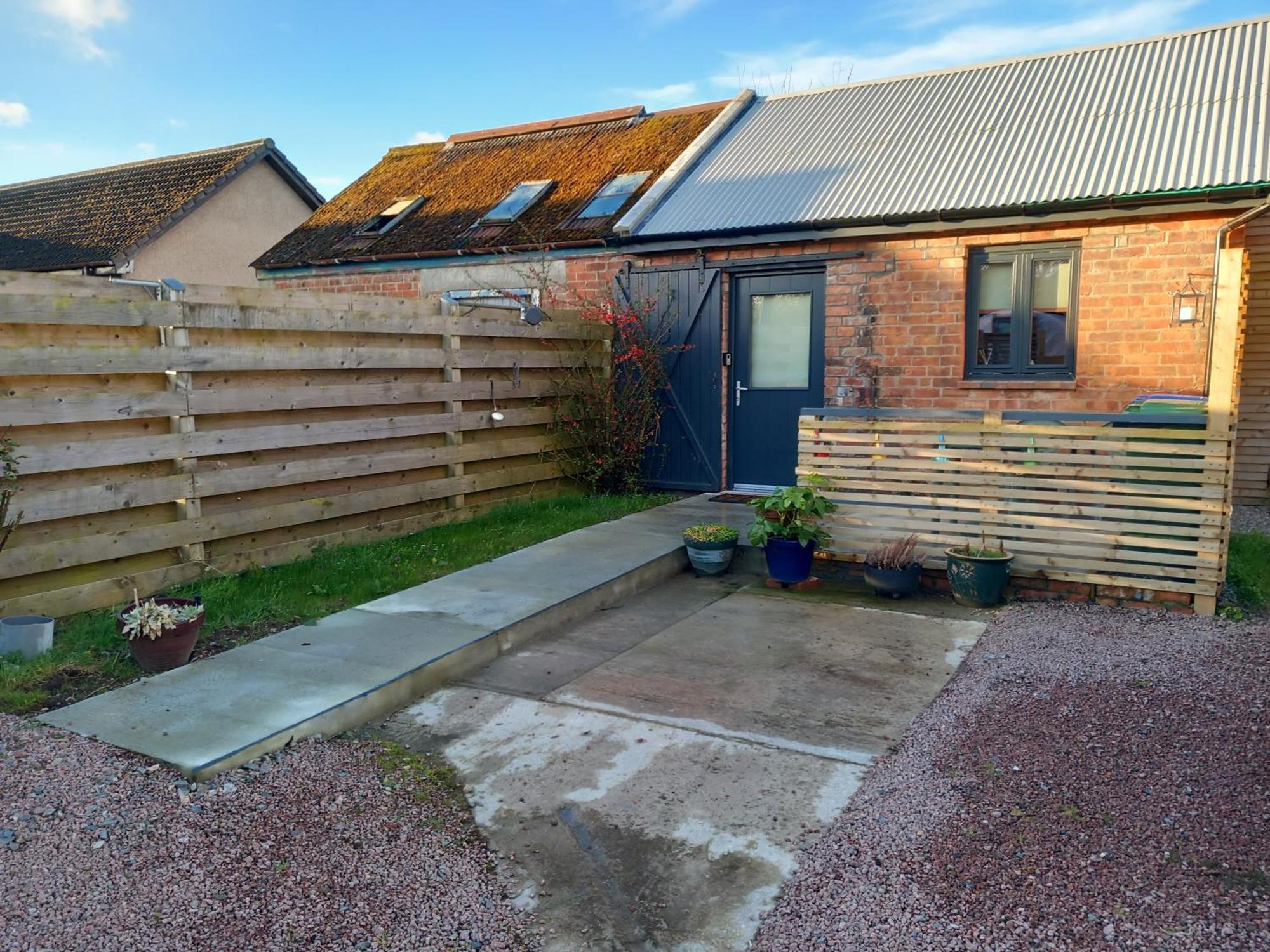 The Coo Shed Apartment Inverness Exterior photo